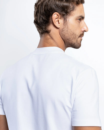 T-shirt Col Montant — Élégance Urbaine