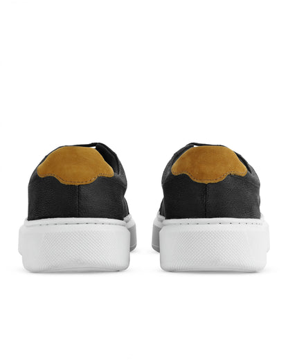 Sneakers St. Moritz — Allure Urbaine Moderne